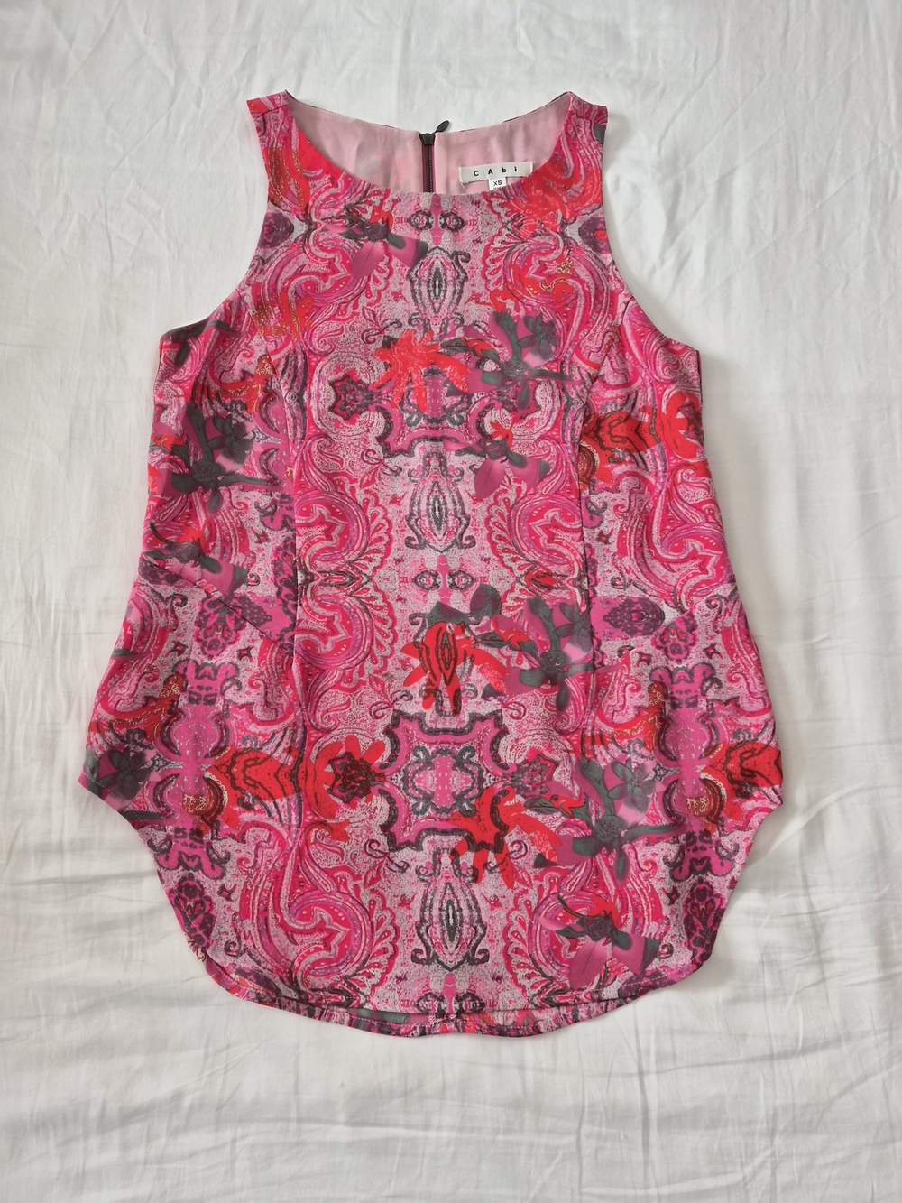 CAbi Pink Paisley Sleeveless Shell Top